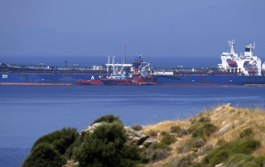 Iranian Military Seizes Two Greek Oil Tankers in Persian Gulf