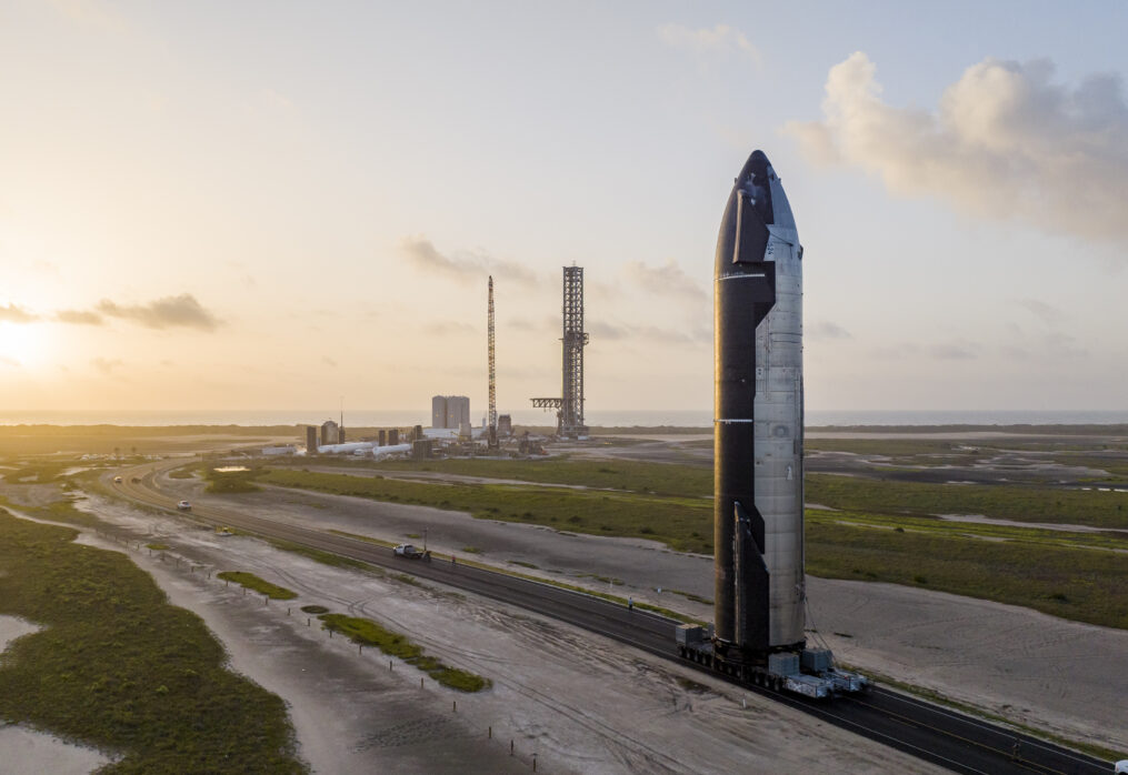 SpaceX rolls Starship prototype to launch pad ahead of orbital test flight (photos)