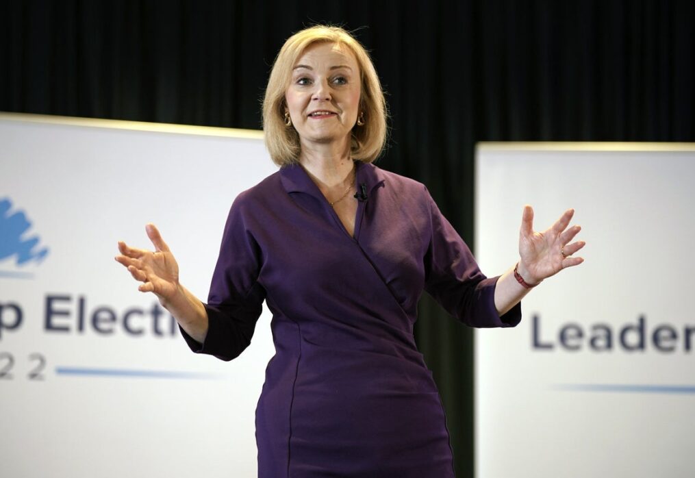 Liz Truss criticises ‘too much talk of a recession’ as she talks up ambition