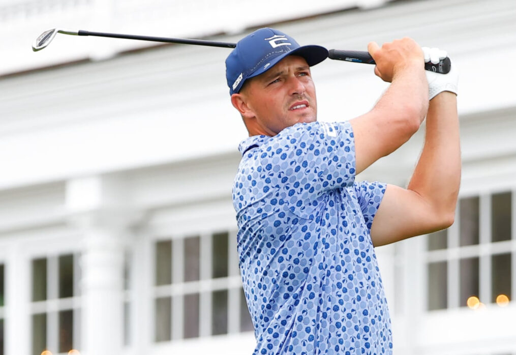 Mickelson, Dechambeau Among LIV Golfers to Have 2022-23 PGA Tour Memberships Revoked