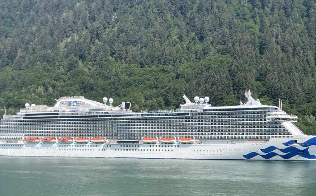 Return of cruise ships brightens Tauranga retailers’ takings