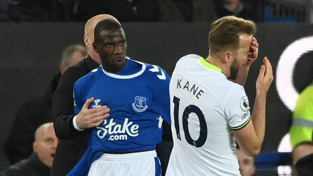 Everton: Sean Dyche criticises rise of gamesmanship after Harry Kane incident
