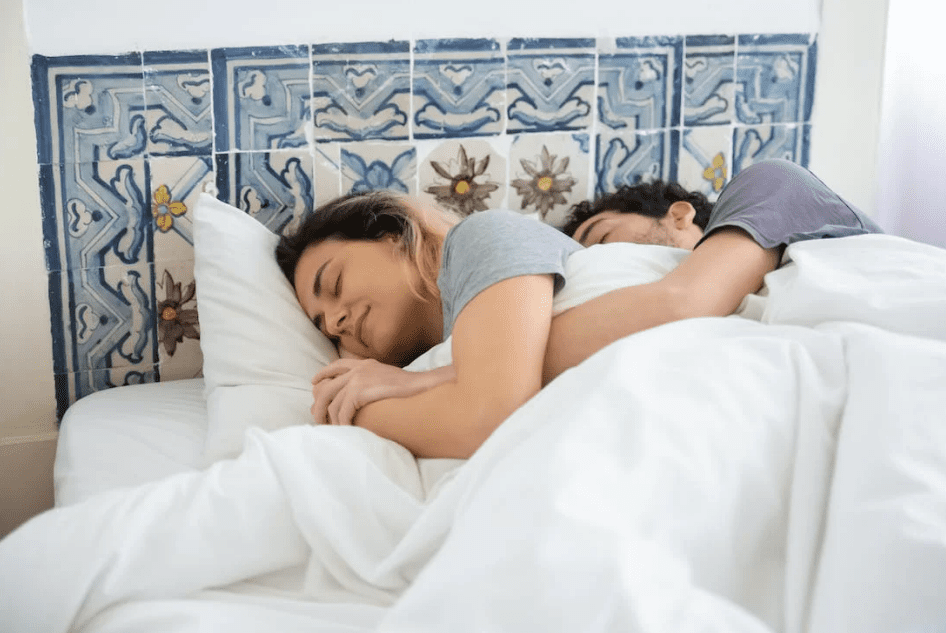 ‘Sleeping with separate bedding can save your relationship’