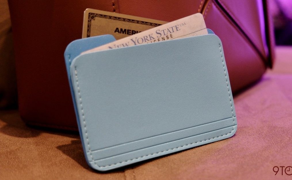 Hands-on: This limited edition Untitled Folder Wallet is inspired by Apple’s macOS folder icon