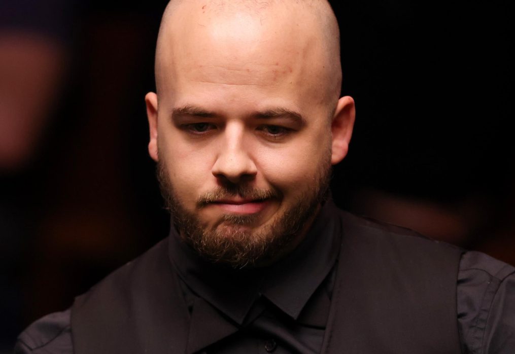 ‘It’s dipped to the right’ – Red deviates from its line for Brecel